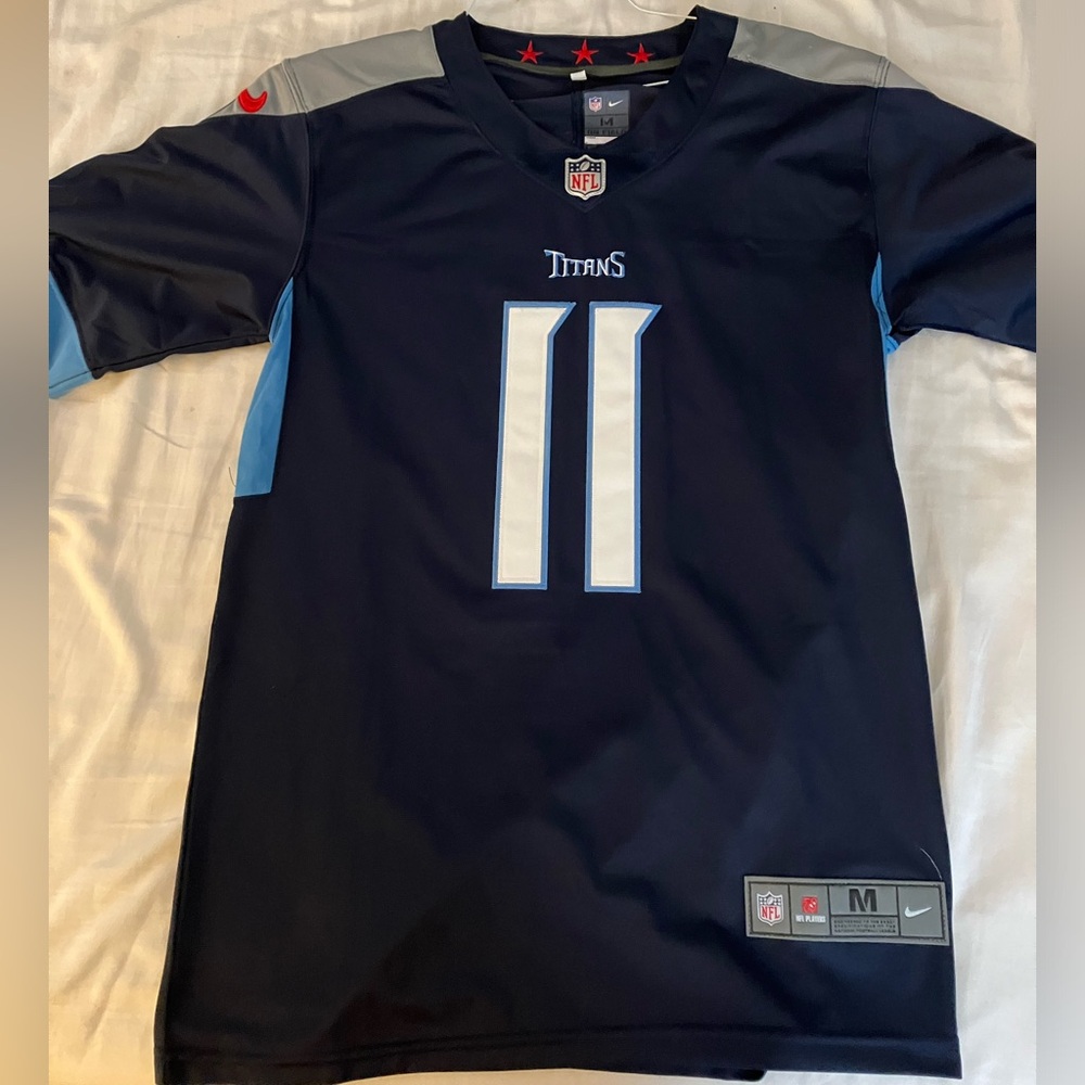 Tennessee Titans Jersey: AJ Brown